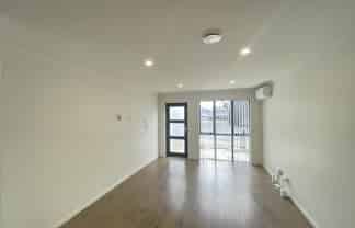 9 Lovely Lane, Manurewa