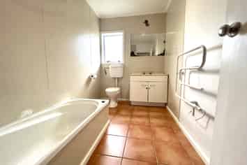 29 Roosevelt Road, Western Heights