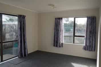 7 Herbert Av, Raumati South