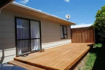 7 Herbert Av, Raumati South