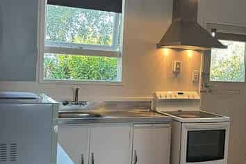 14 Clendon Court, Roslyn