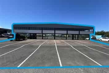 Well-Appointed Industrial with Ample Yard