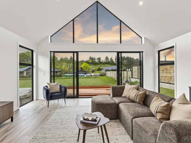 10 Kamana Rise, Wanaka