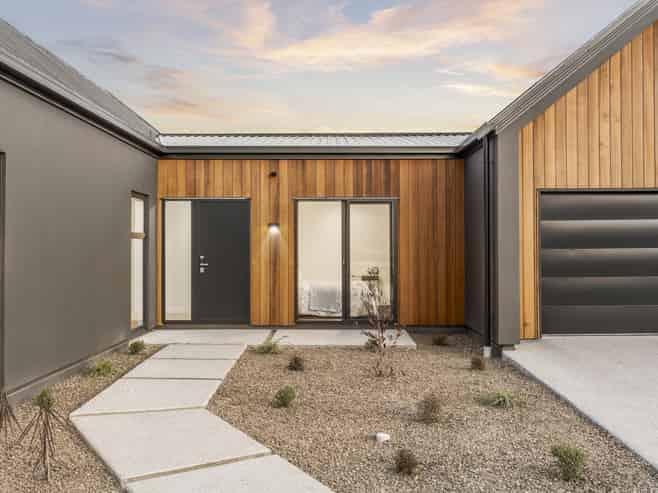 10 Kamana Rise, Wanaka