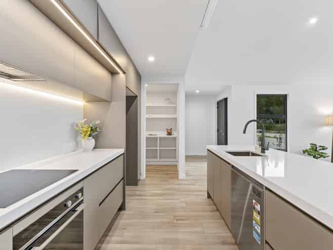 10 Kamana Rise, Wanaka