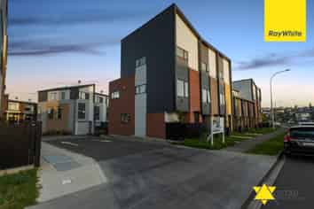 42C Westgate Drive, Westgate