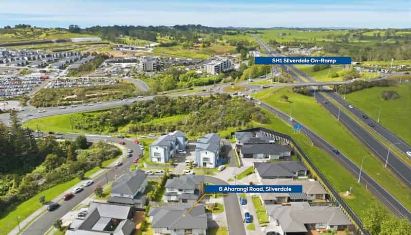 6  Ahorangi Road, Silverdale