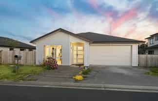 6  Ahorangi Road, Silverdale