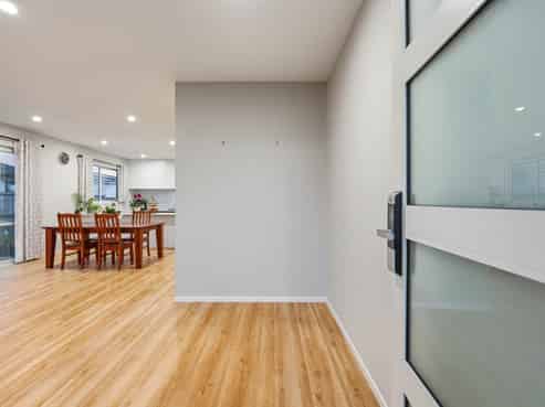 6  Ahorangi Road, Silverdale