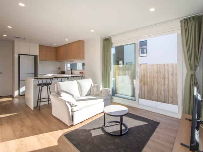 1/61 Waltham Road, Sydenham