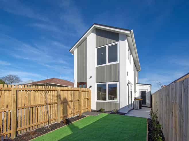 1/61 Waltham Road, Sydenham