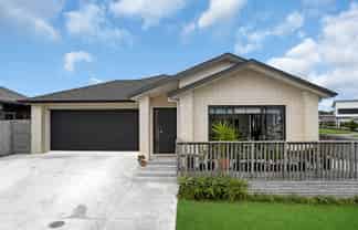 2 Raymond Grace Avenue, Huapai