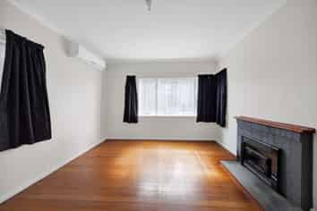 44A Riemenschneider Street, Manaia