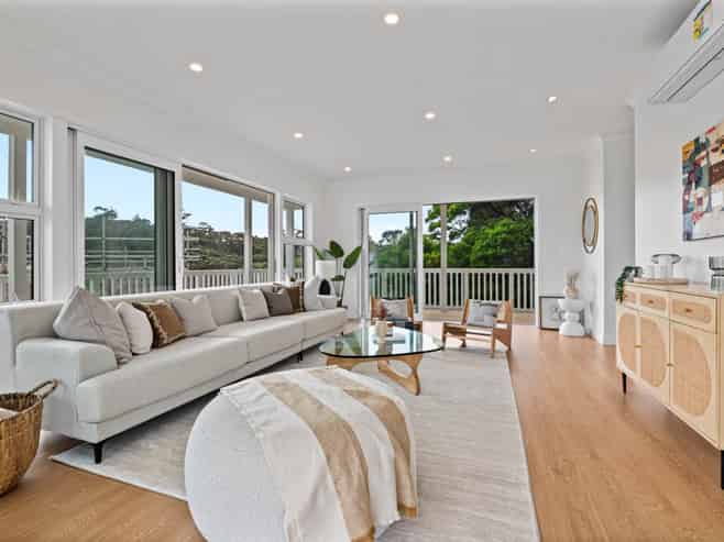 38 Awanui Road, Red Beach