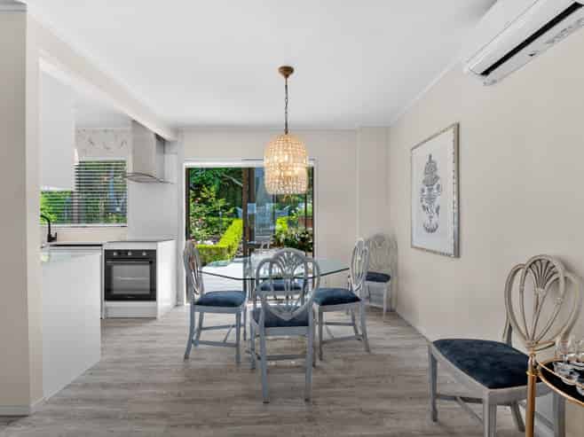 2/14 Monteith Crescent, Remuera