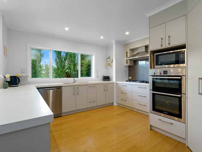 6 MacLean Street, Cambridge