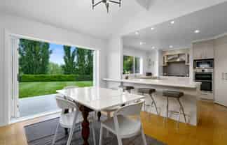 6 MacLean Street, Cambridge