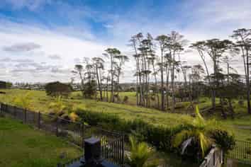 340 Riddell Road, Glendowie