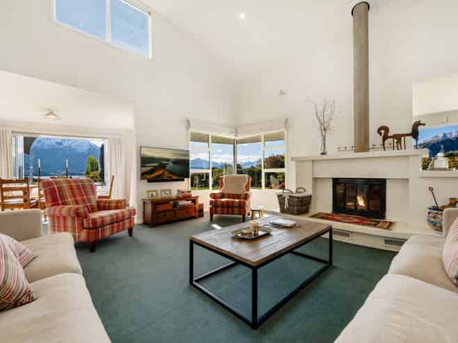 302 Beacon Point Road, Wanaka
