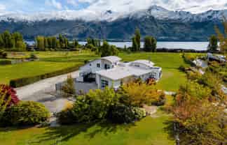 302 Beacon Point Road, Wanaka