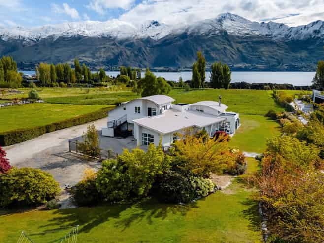 302 Beacon Point Road, Wanaka