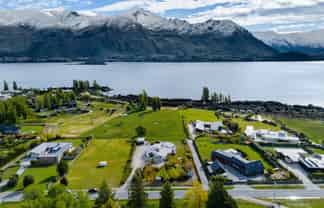 302 Beacon Point Road, Wanaka