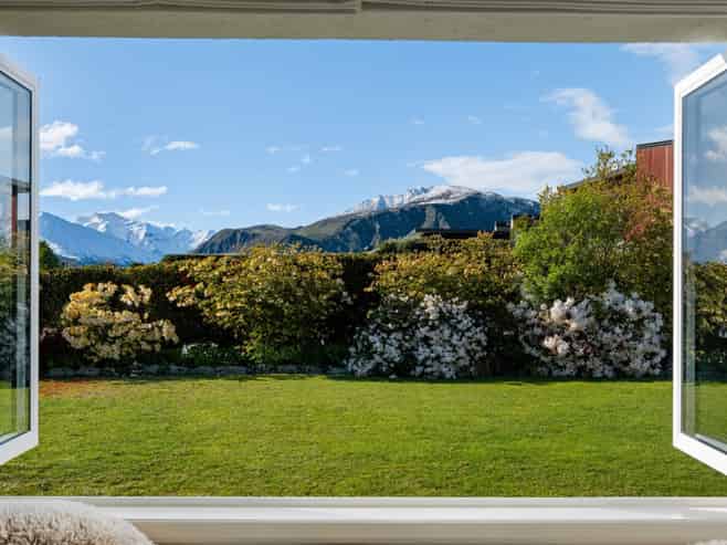 302 Beacon Point Road, Wanaka