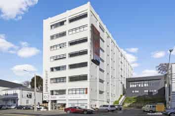 5B/163 Thorndon Quay, Thorndon