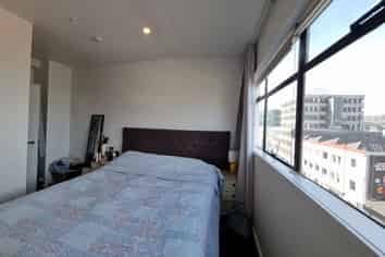 5B/163 Thorndon Quay, Thorndon