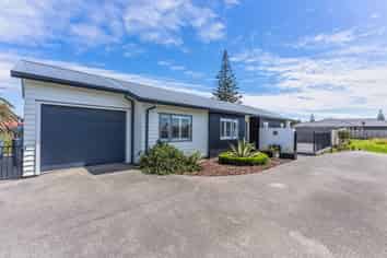 45 Seagrass Place, Otaki Beach