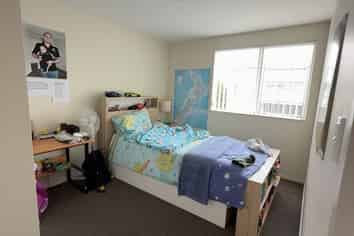 55 Phar Lap Crescent, Takanini