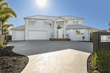 16 Seychelles Drive, Papamoa