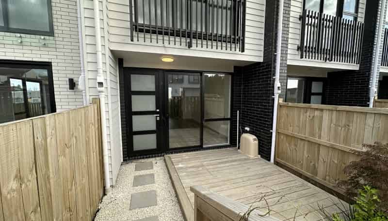 4 Matakohe Road, Westgate