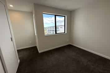 4 Matakohe Road, Westgate