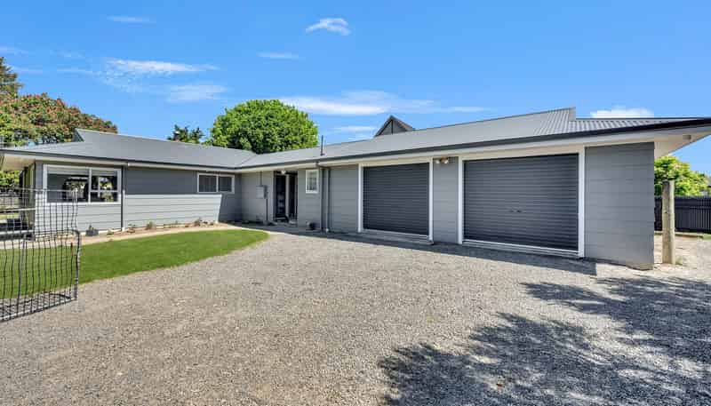 14 Williamson Road, Clive