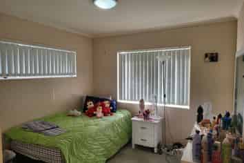 69 Medvale Avenue, Flat Bush