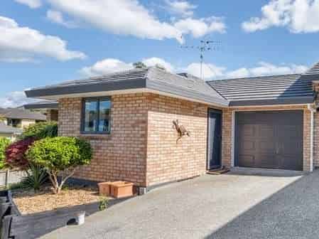 20A Araminta Place, Beachlands