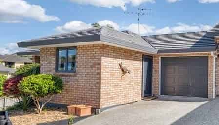 20A Araminta Place, Beachlands