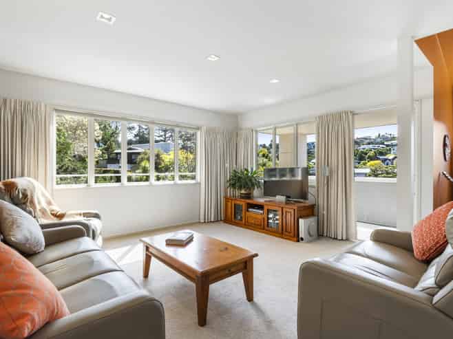 38 Saddleback Rise, Murrays Bay