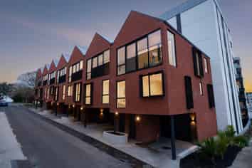 5/3 Madeira Lane, Grafton