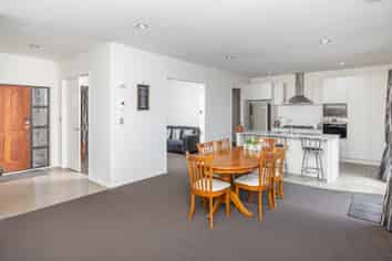 15 Te Ironui Place, Huntington