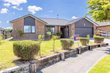 15 Te Ironui Place, Huntington