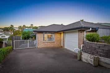 17 Kestrel Heights, Arkles Bay