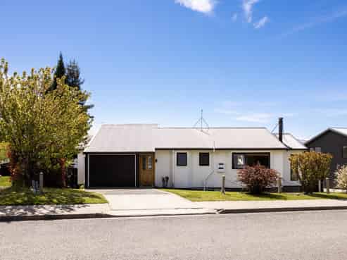 3 Barbara Hay Street, Lake Tekapo
