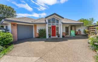 2/4 Fenwick Avenue, Milford