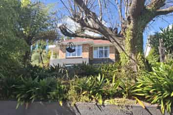 492 River Road, Fairfield