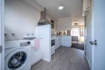 2/41 Tasman Street, The Wood