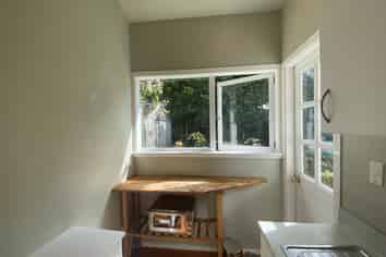 4 Sunnyvale Road, Greenlane