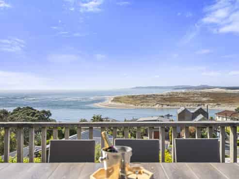 123 Wintle Street, Mangawhai Heads