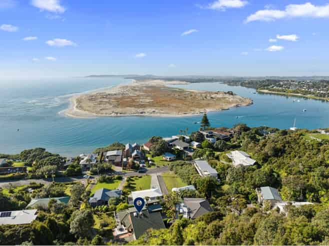 123 Wintle Street, Mangawhai Heads